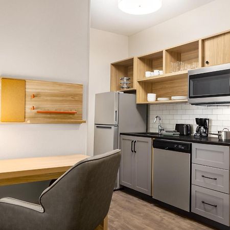 Candlewood Suites Pittston By Ihg Eksteriør billede